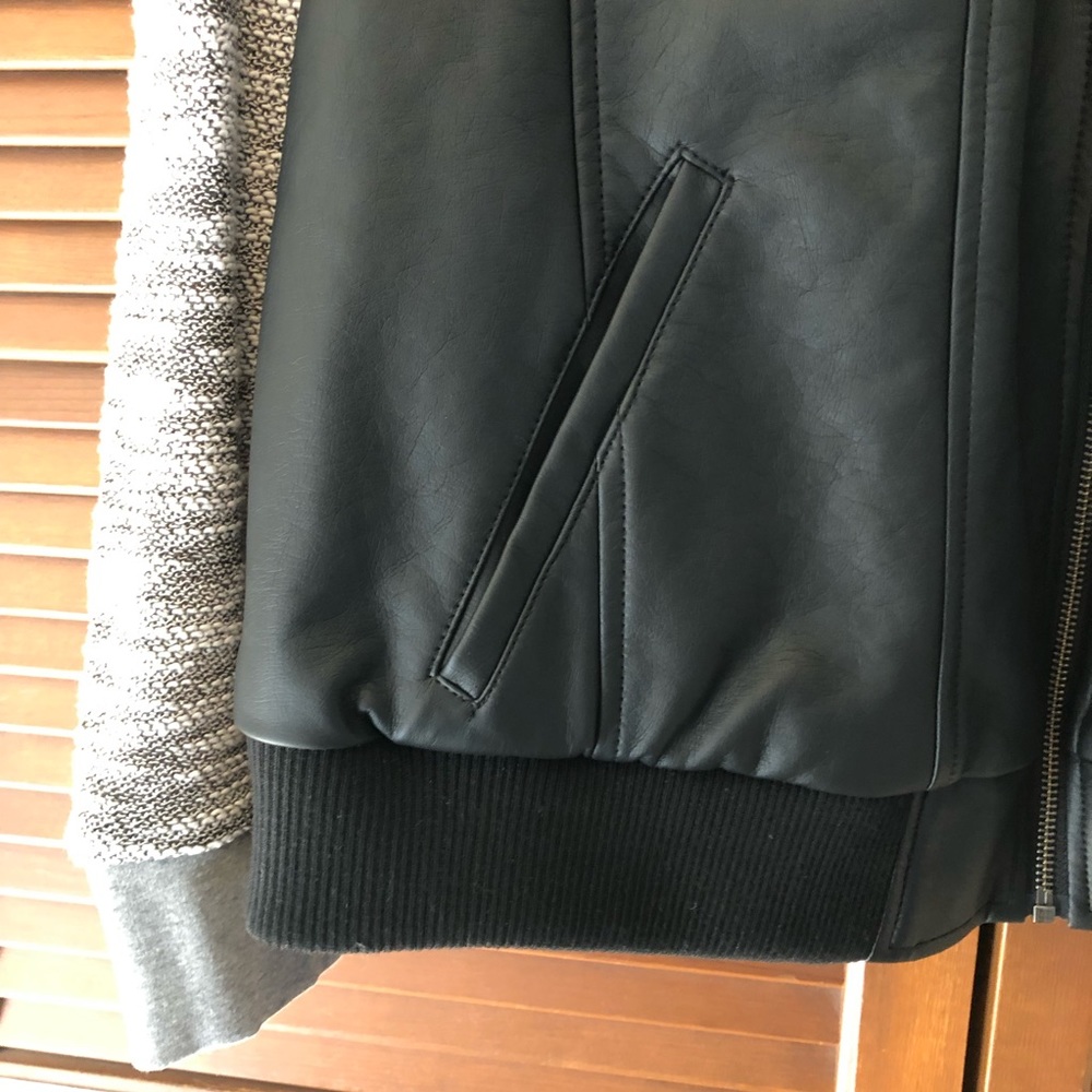 Torrid mixed media faux leather jacket coat 1X 14/16 plus size NWT - Picture 4 of 11